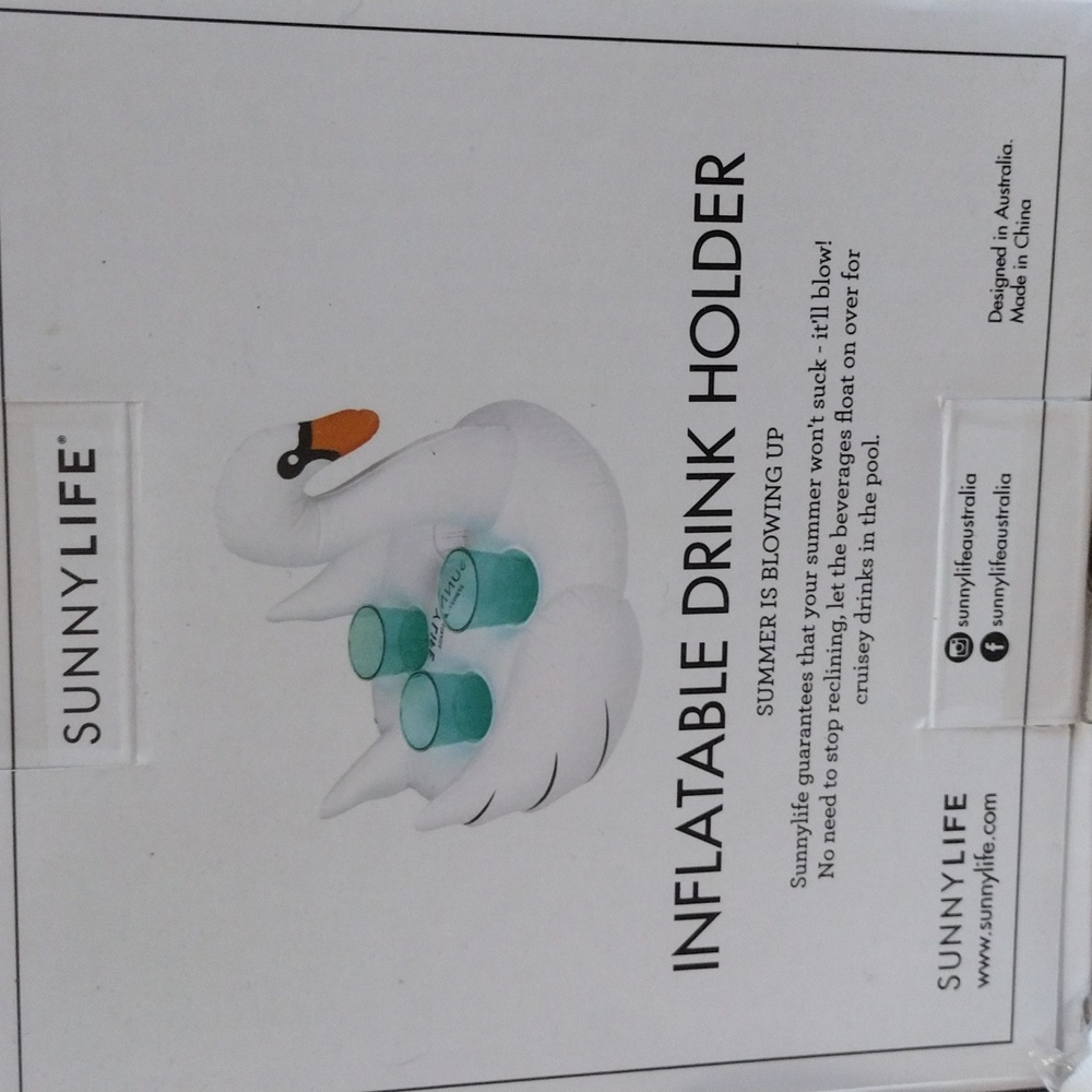 Poolside Tote Stuffers - Picture 3 of 5